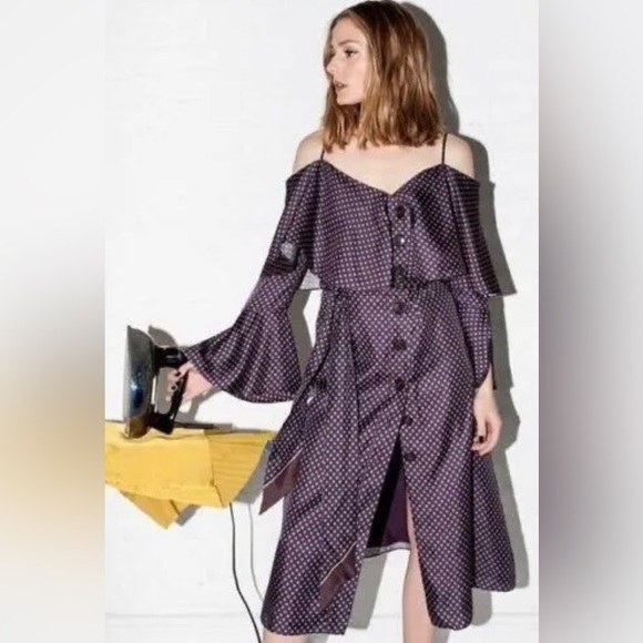 Banana Republic Dresses & Skirts - OLIVIA PALERMO X Banana Republic FLORAL 100% Silk OFF SHOULDER MIDI Dress Sz 12